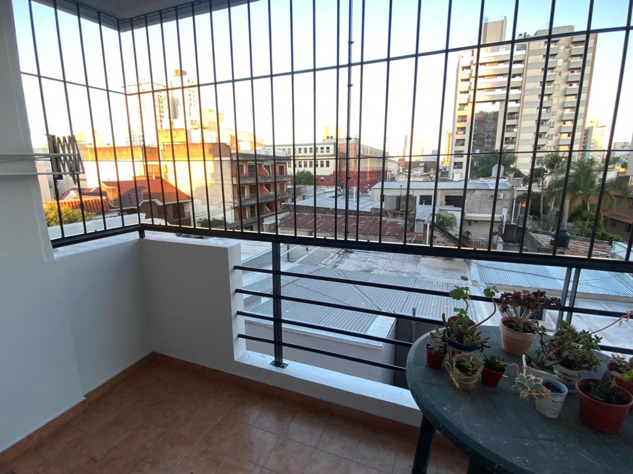 VENTA DE DEPARTAMENTO DE 2 DORMITORIOS EN ZONA CENTRO DE LA CIUDAD DE SANTA FE.