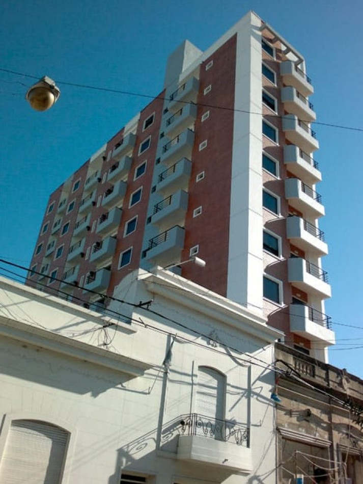 VENTA DE DEPARTAMENTO DE 2 DORMITORIOS EN ZONA CENTRO DE LA CIUDAD DE SANTA FE.