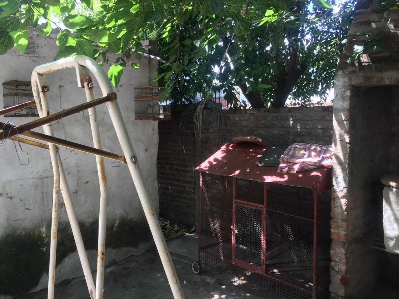 VENTA DE CASA TRES DORMITORIOS .
