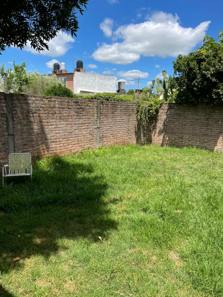 VENTA DE HERMOSA CASA UBICADA EN CALLE INTENDENTE BLANDA A METROS DE PROVINCIAS UNIDAS