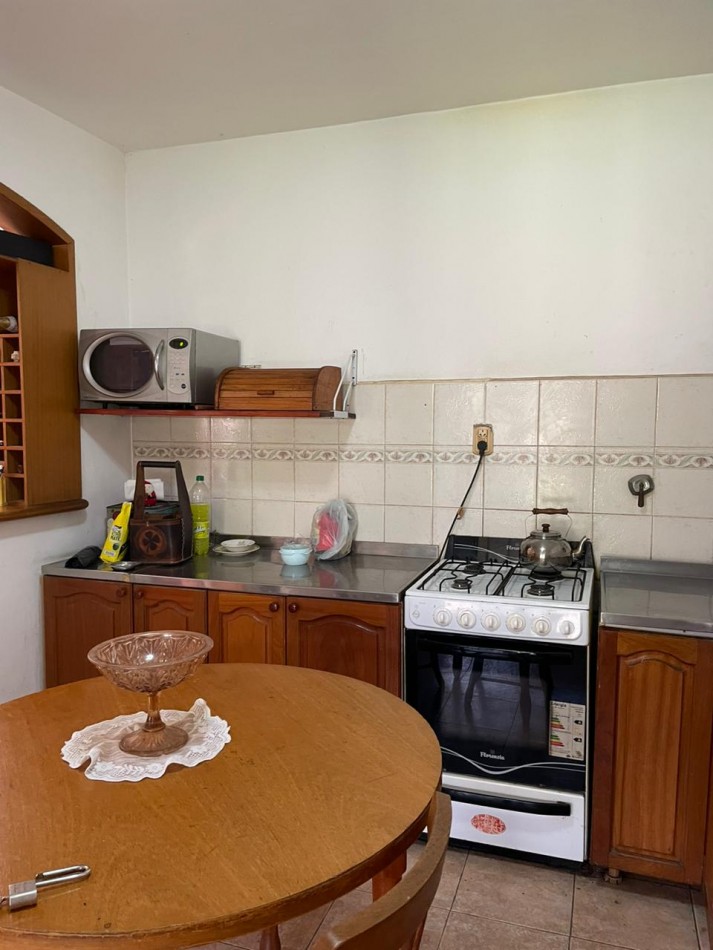 VENTA DE HERMOSA CASA UBICADA EN CALLE INTENDENTE BLANDA A METROS DE PROVINCIAS UNIDAS
