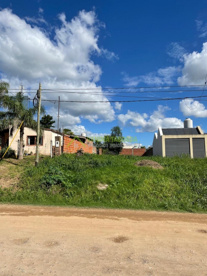 VENTA DE TERRENO A METROS DE AVENIDA CIRCUNVALACION.