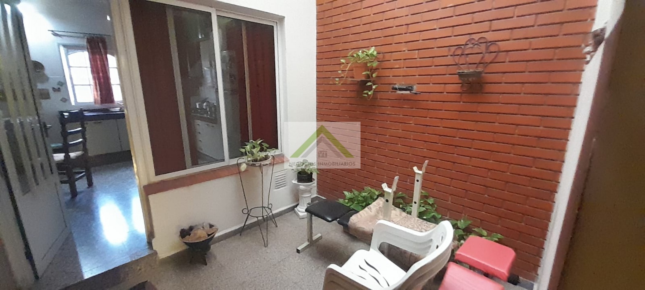 VENTA DE CASA DE DOS PLANTAS EN ZONA SAENZ PEÑA