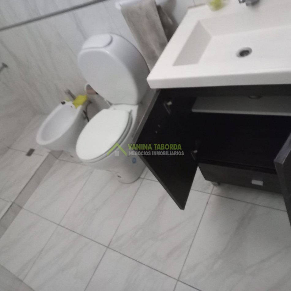 GALPON en Alquiler + Departamento- Zona Av. Churruarin y Acceso Norte
