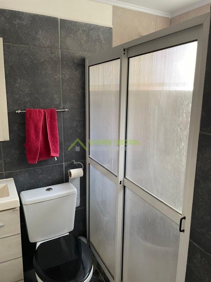 VENTA CASA AMPLIA, APTA CREDITO EN DIAMANTE