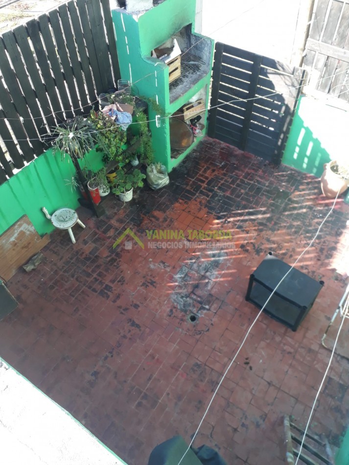 VENTA DE DUPLEX DOS DORMITORIOS .