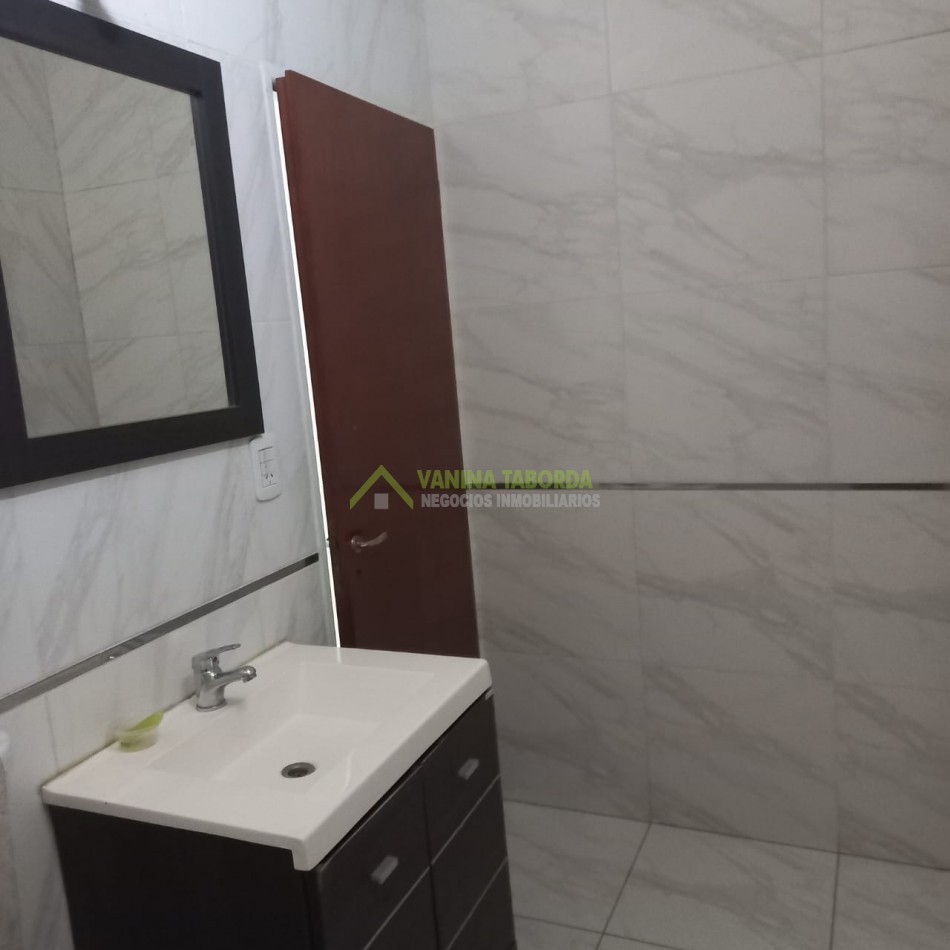 GALPON en Alquiler + Departamento- Zona Av. Churruarin y Acceso Norte
