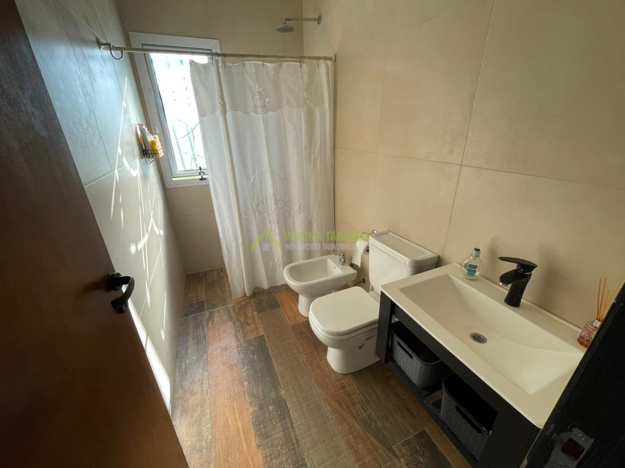 HERMOSA CASA DE 3 DORMITORIOS EN VENTA