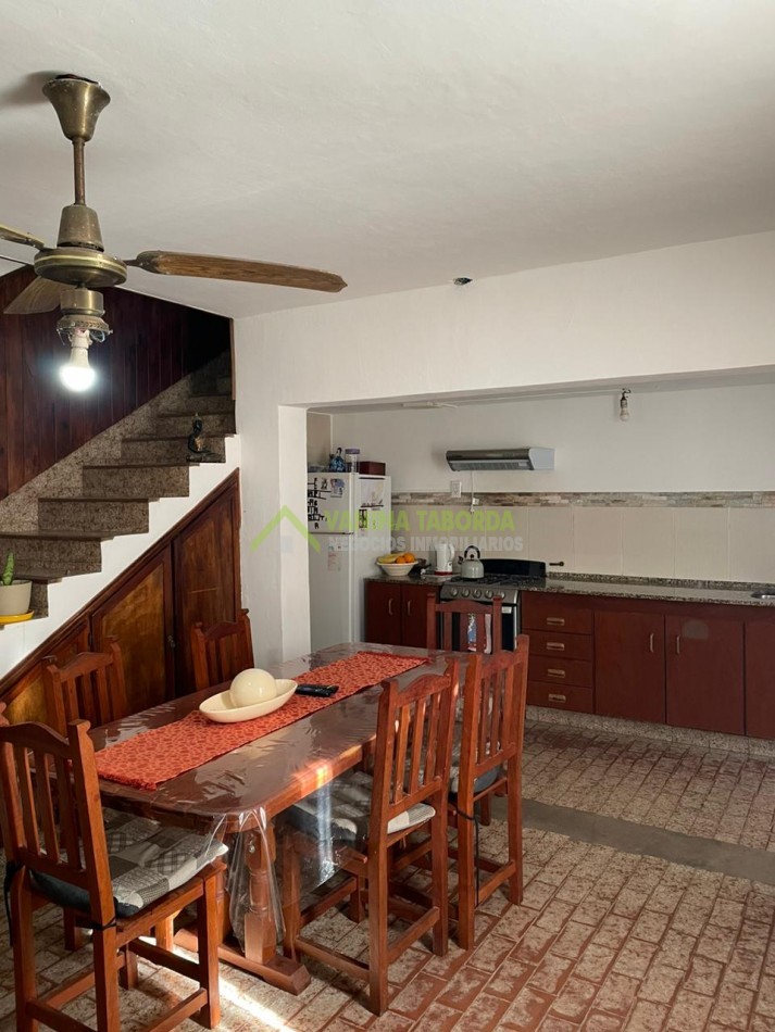 VENTA CASA AMPLIA, APTA CREDITO EN DIAMANTE