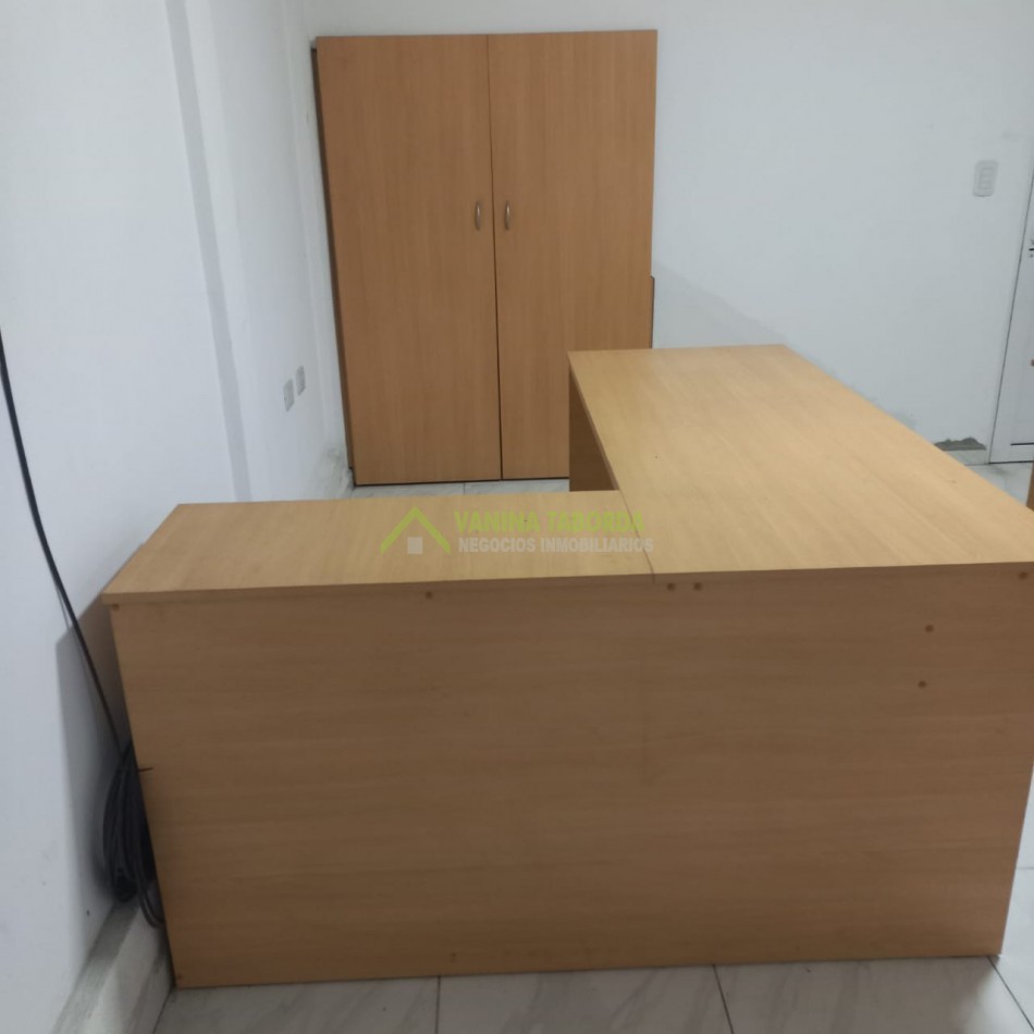 GALPON en Alquiler + Departamento- Zona Av. Churruarin y Acceso Norte