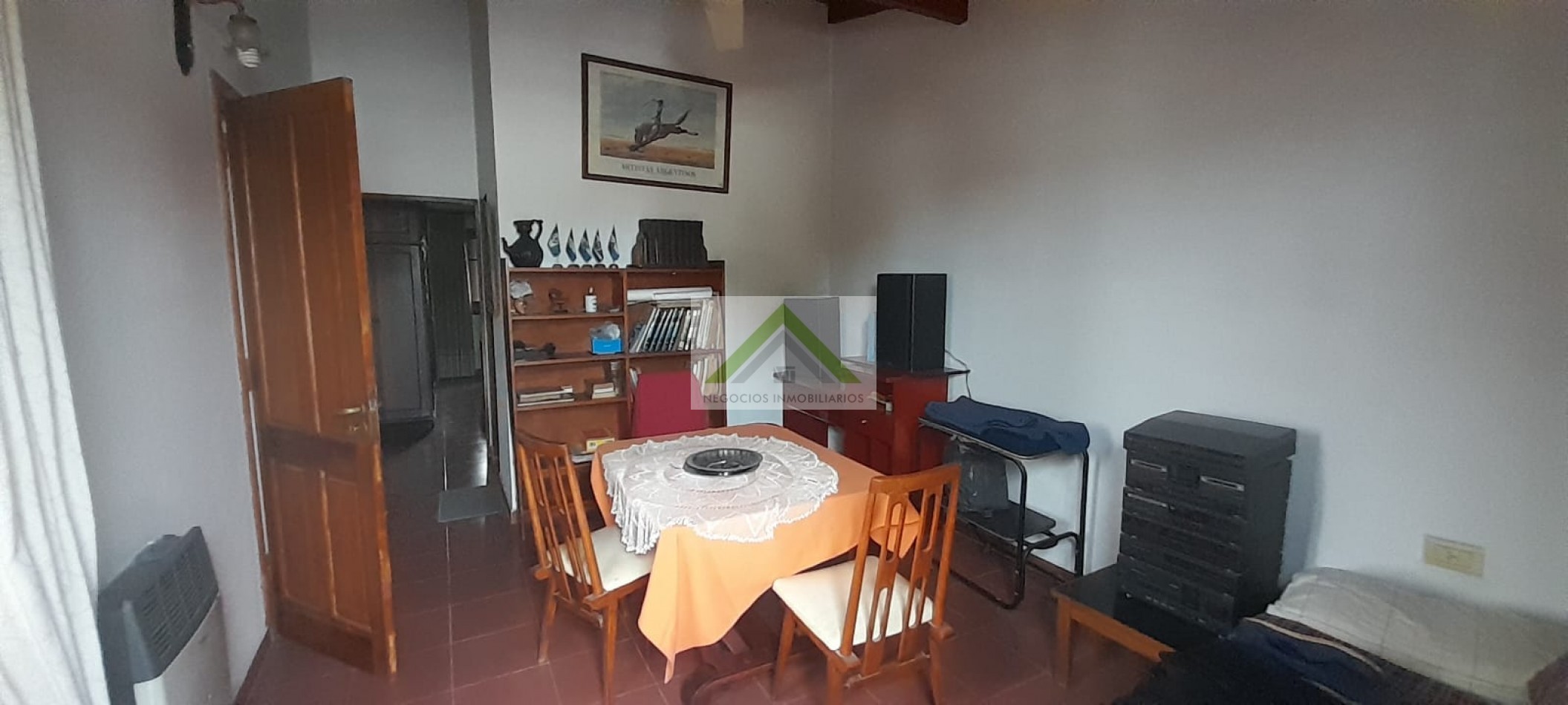 VENTA DE CASA DE DOS PLANTAS EN ZONA SAENZ PEÑA