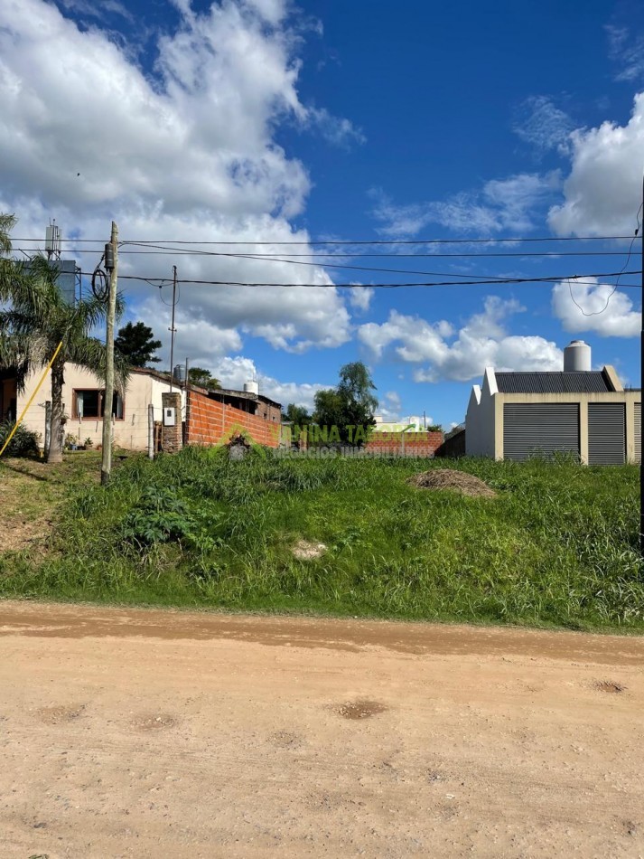 VENTA DE TERRENO A METROS DE AVENIDA CIRCUNVALACION.