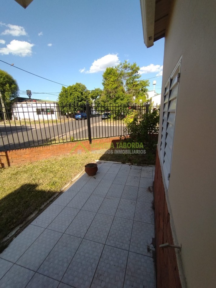 Venta de Casa Amplia en zona Brown y Gdor Crespo.