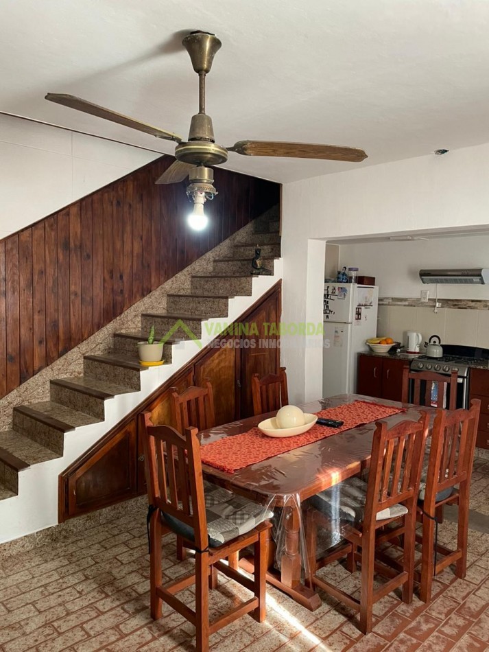 VENTA CASA AMPLIA, APTA CREDITO EN DIAMANTE