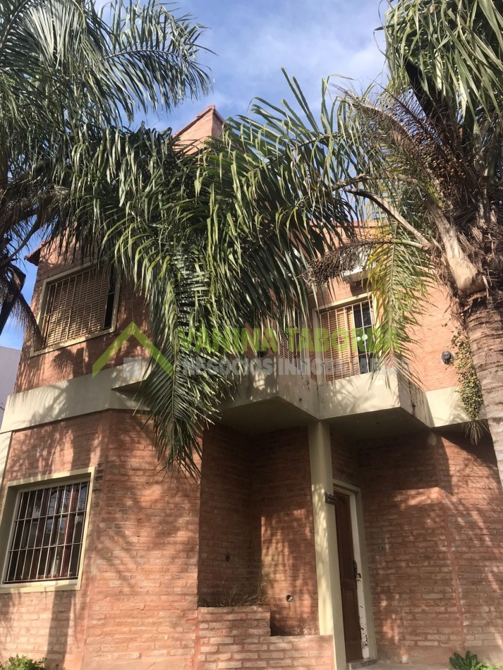 CASA EN VENTA ZONA PARACAO.