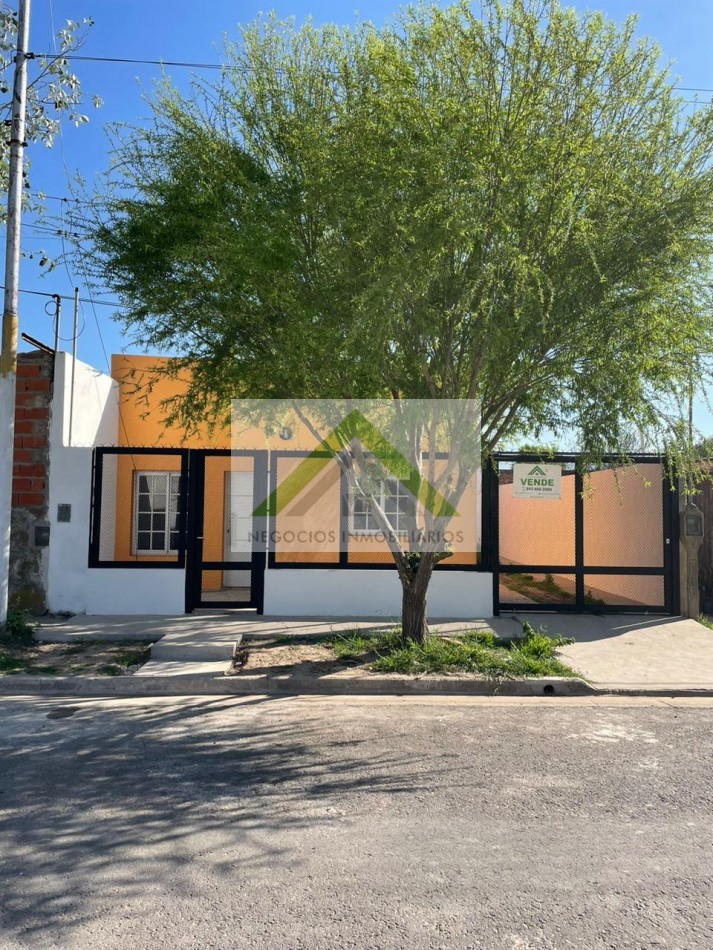 CASA A LA VENTA CALLE MITRE - DIAMANTE