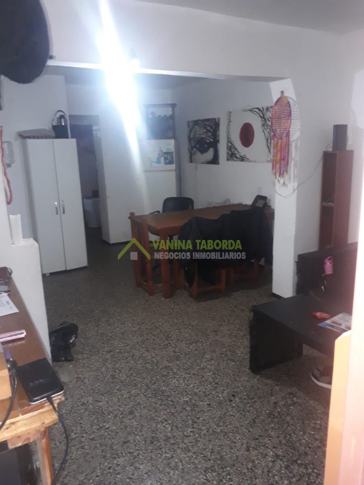 VENTA DE DUPLEX DOS DORMITORIOS .