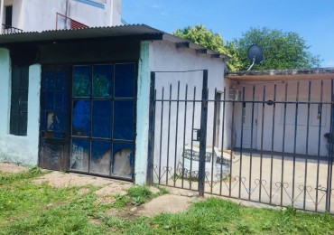 VENTA DE CASA TRES DORMITORIOS .