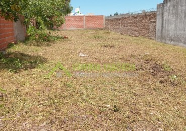 VENTA DE TERRENO A METROS DE AVENIDA CIRCUNVALACION.